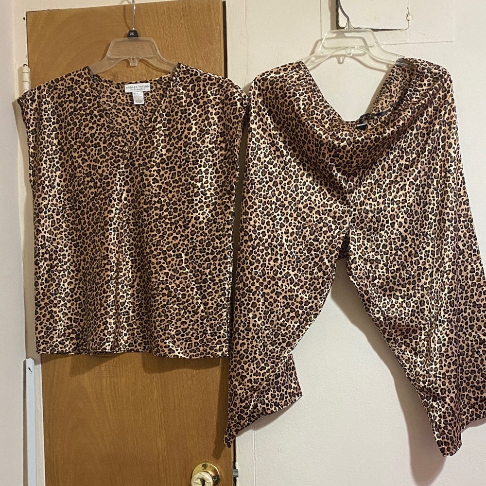 Morgan Taylor Leopard Print Pajama Set Open to Offer